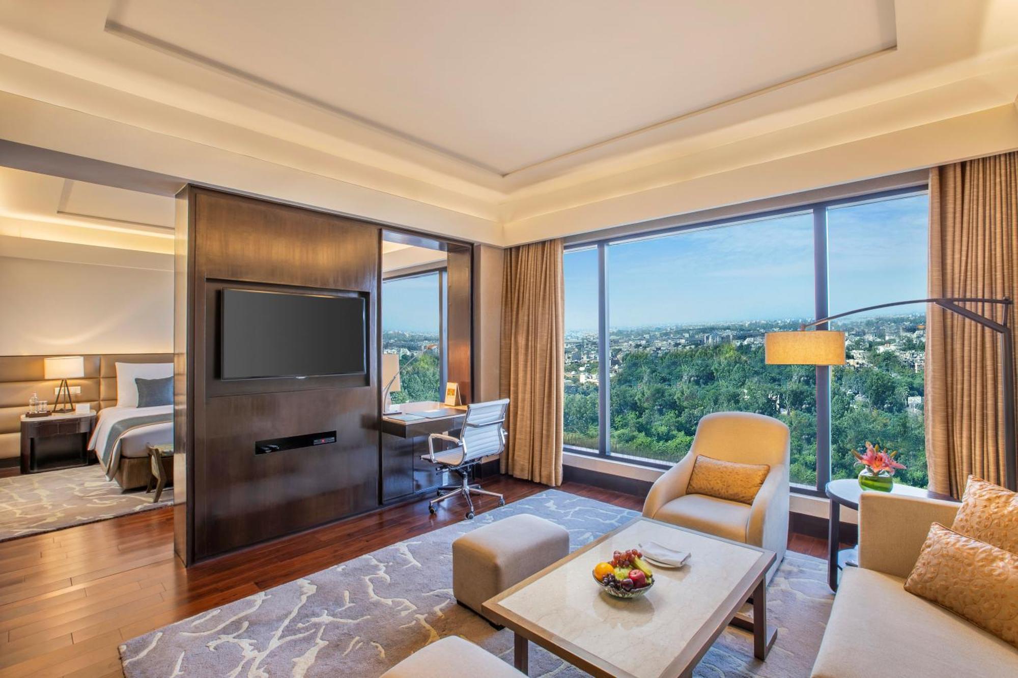 Hotel The Leela Ambience Convention Delhi New Delhi