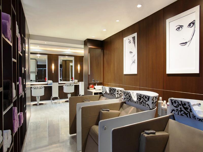 The Leela Ambience Convention Delhi Hotel New Delhi