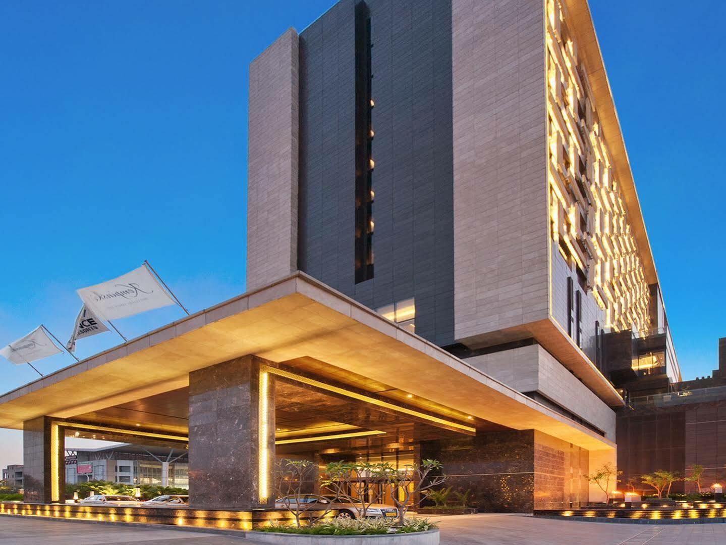 The Leela Ambience Convention Delhi 5*
